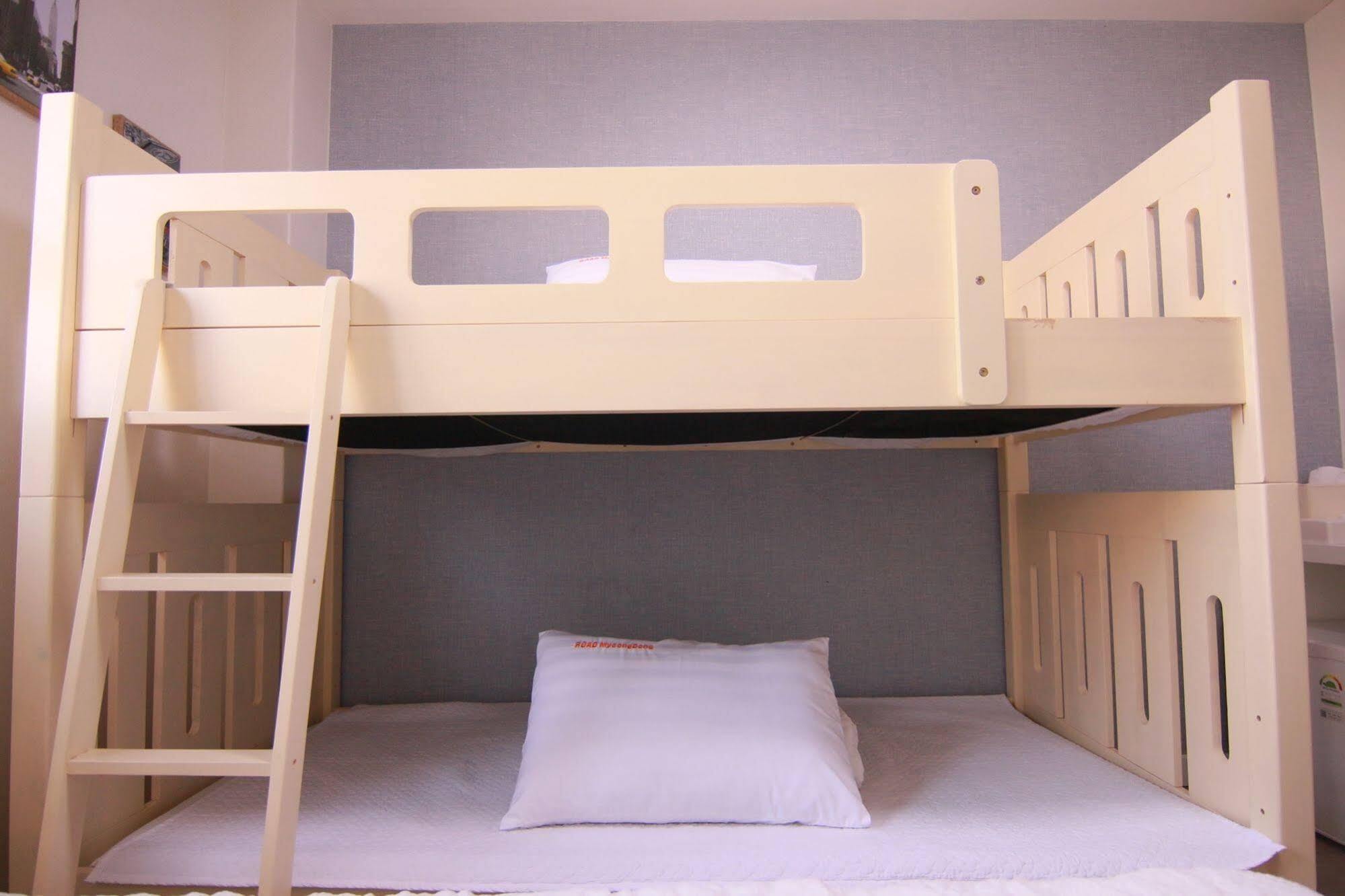 The Road Hotel Сеул Экстерьер фото